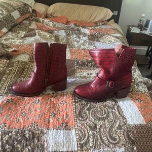 free bird boots.